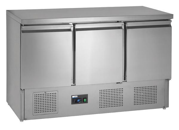 COOL by Nordcap Kühltisch KT-9-3T, 3 Türen, Edelstahl, Umluftkühlung